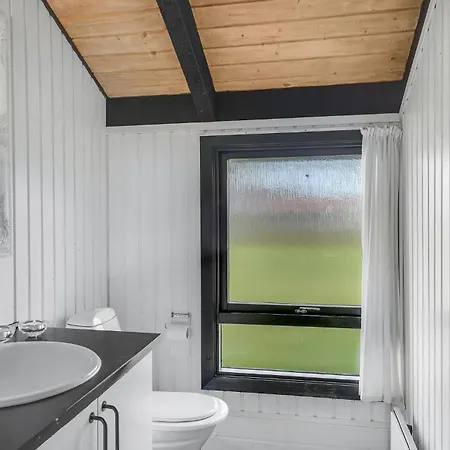 In With Sauna *