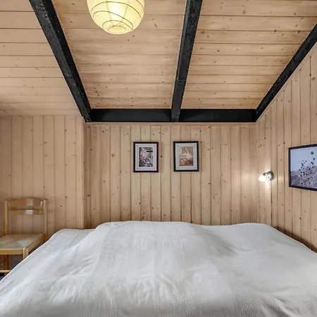 In With Sauna